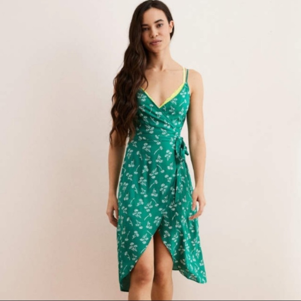 NWT American Eagle / Aerie Geeen wrap dress XL